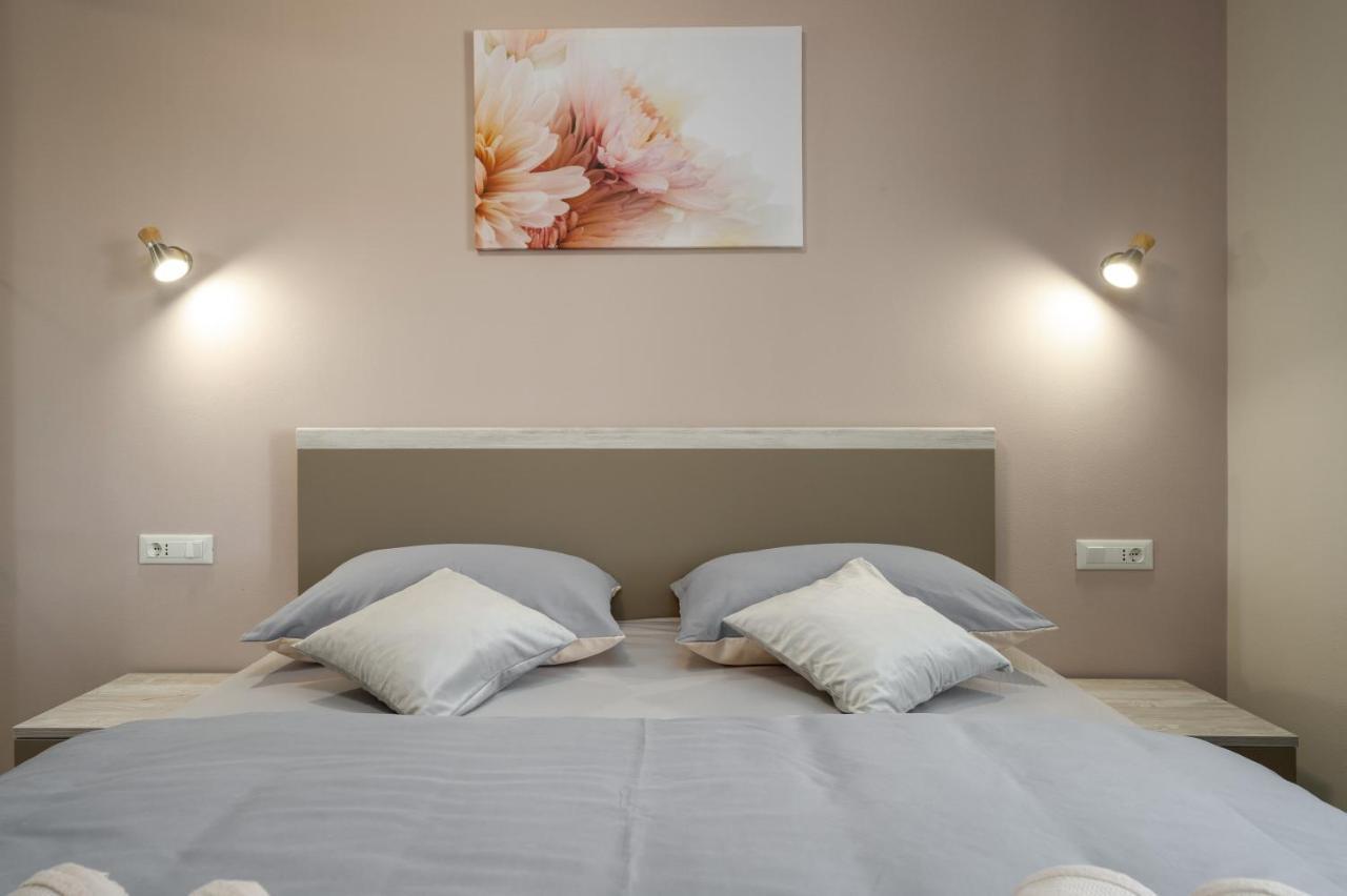 Holiday House Leana Pazin Esterno foto